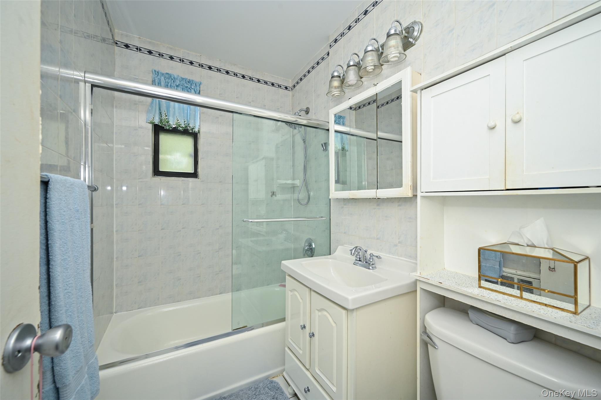 245-12 62 Avenue, Unit 2nd Floor photo 14