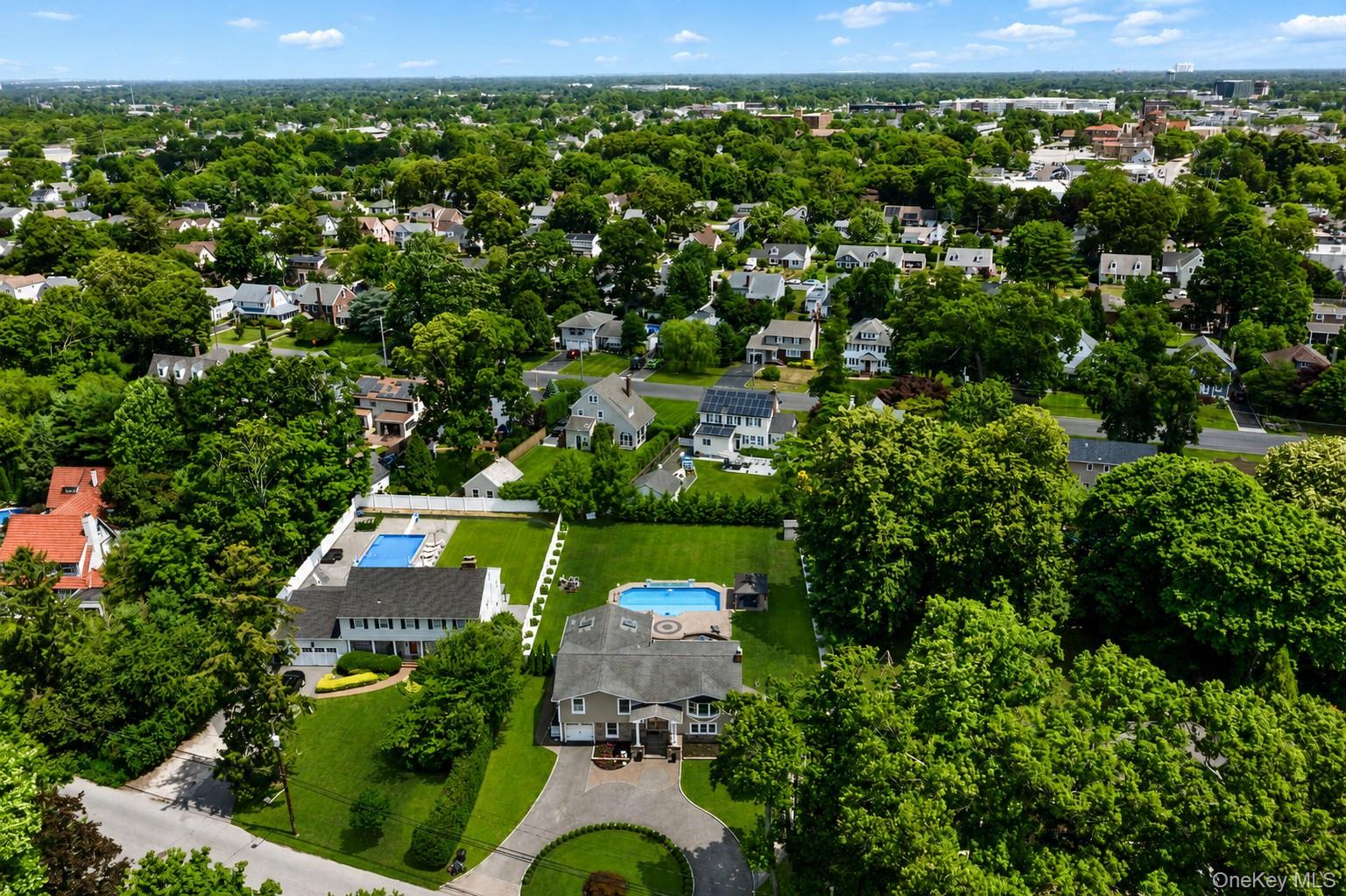 236 Windsor Avenue – For Sale photo 3