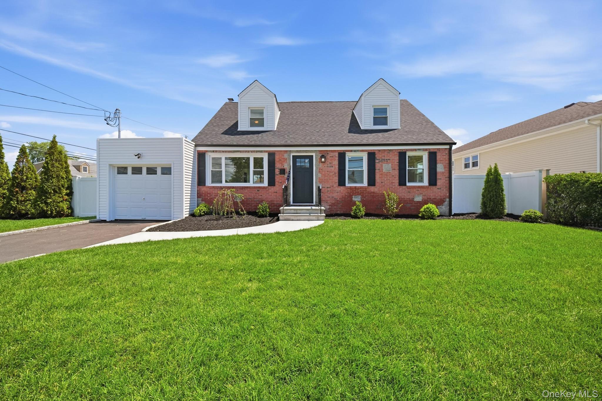 91 Doges Promenade – For Sale