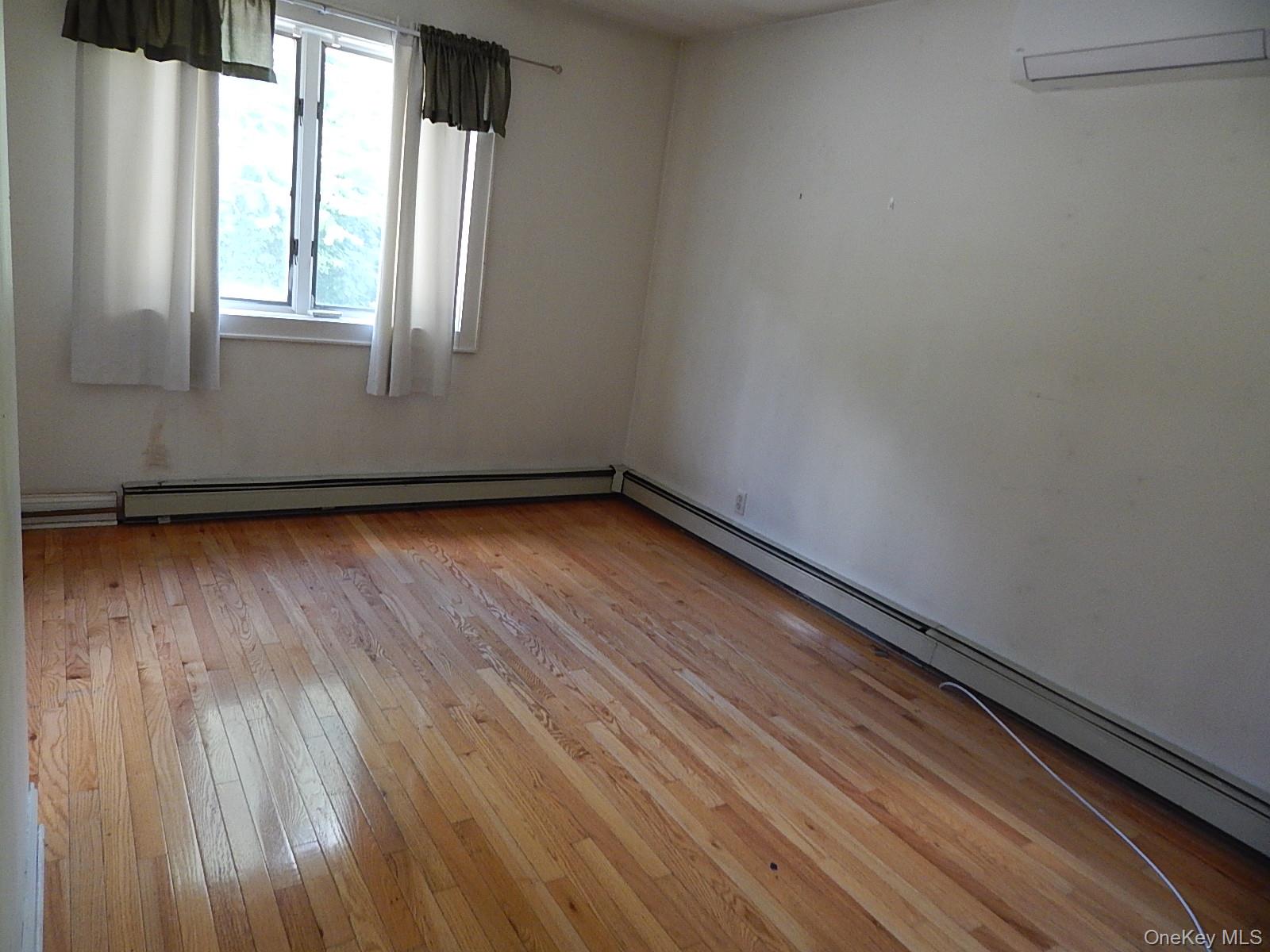 16 Kenton Road – For Sale photo 14