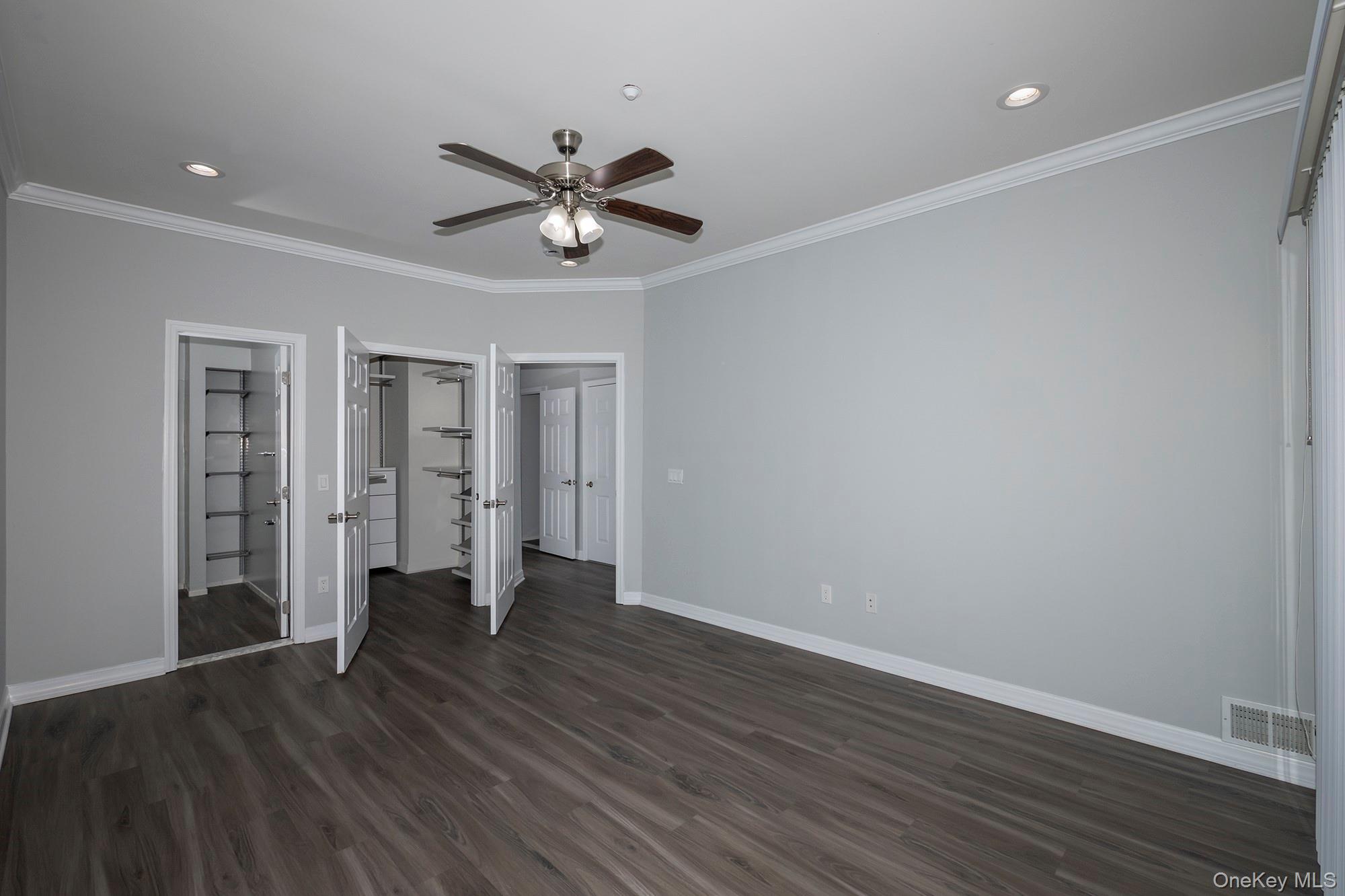 216 Center Court, Unit 216 photo 7