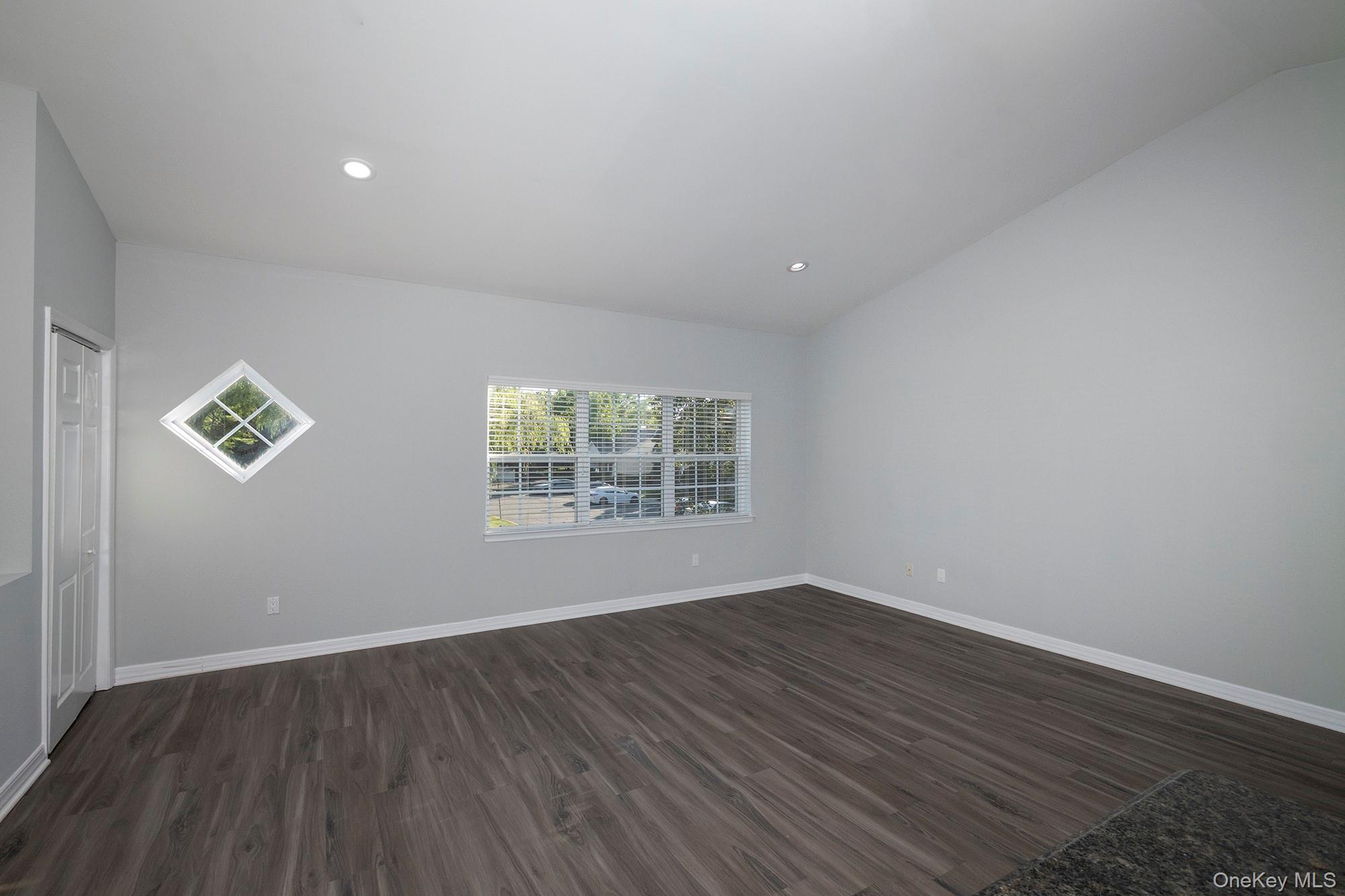 216 Center Court, Unit 216 photo 4