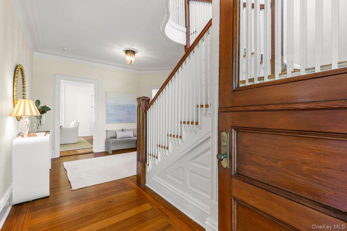 731 Forest Avenue – For Sale photo 7