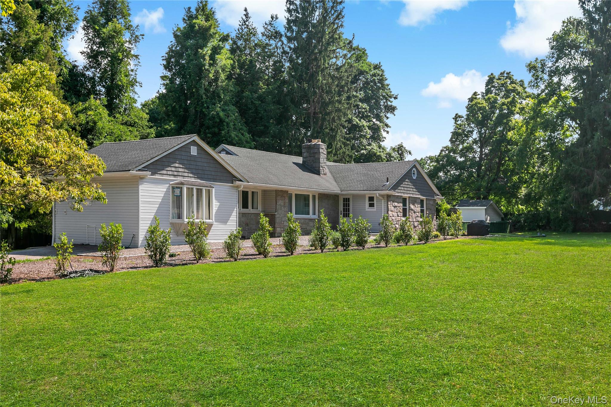 461 Bedford Road – For Sale