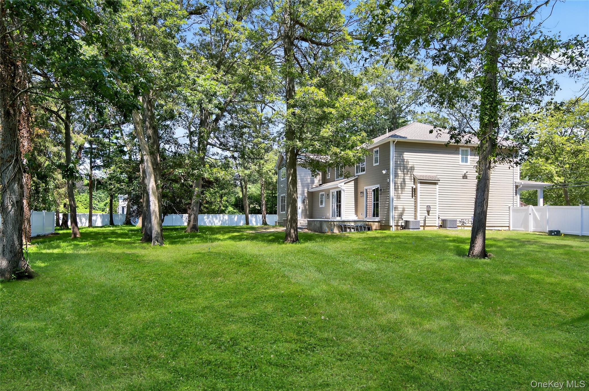 654 Caledonia Road – For Sale photo 32