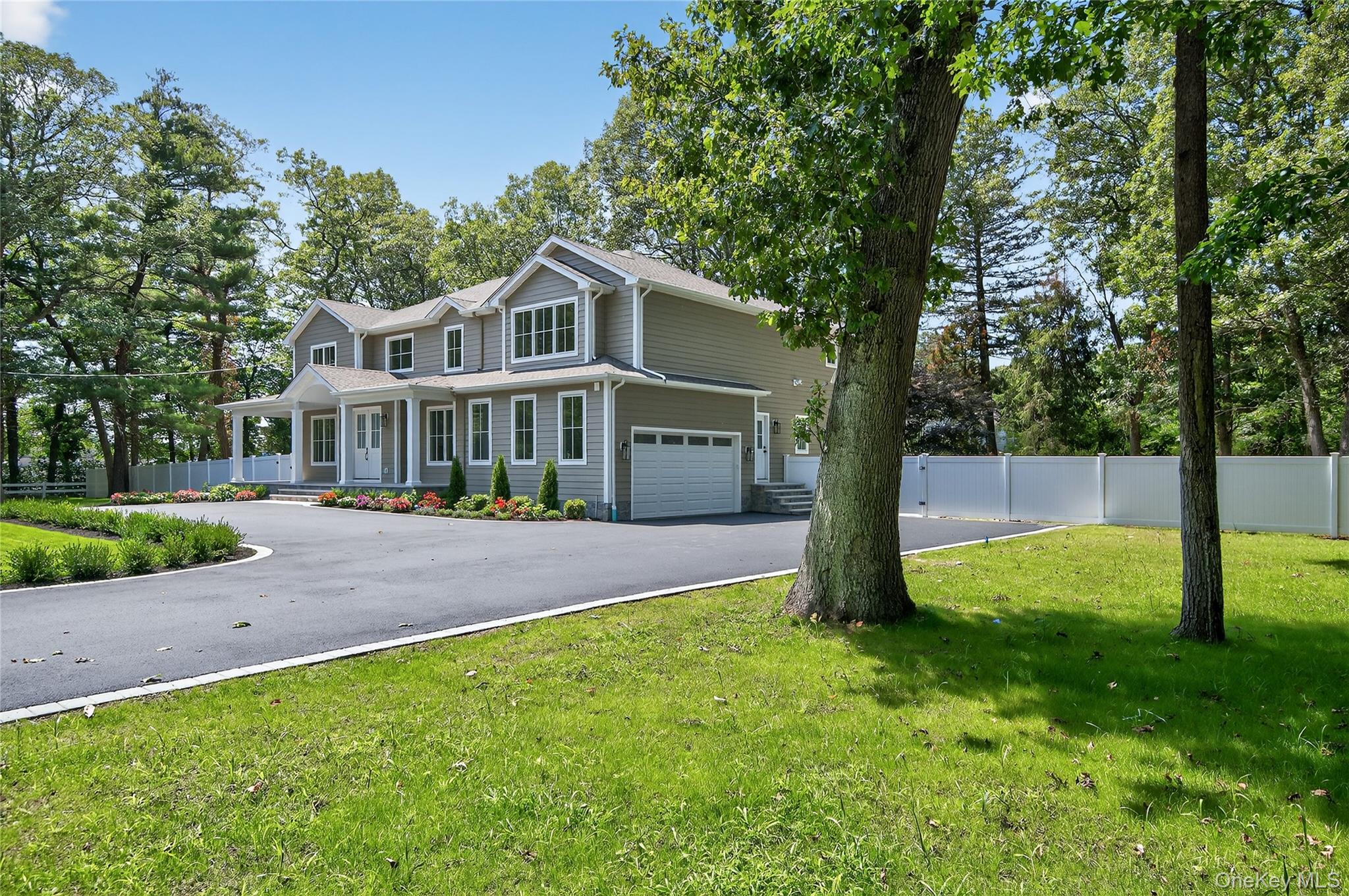 654 Caledonia Road – For Sale photo 3
