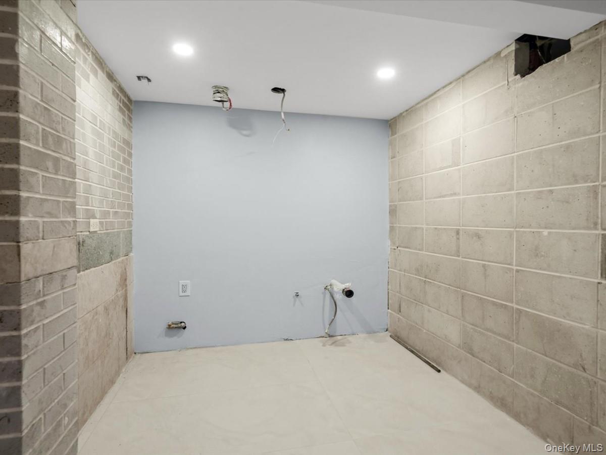 120-07 Linden Blvd – For Sale photo 26