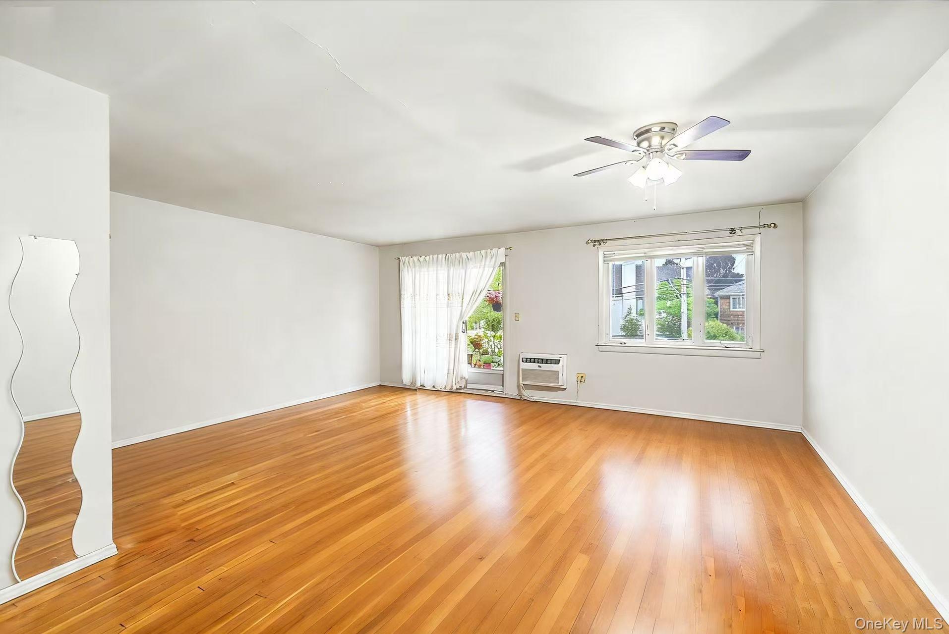47-28 Parsons Boulevard – For Sale photo 10