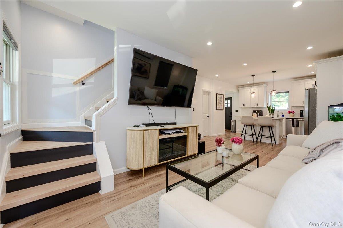 35 Rose Street – For Sale photo 4