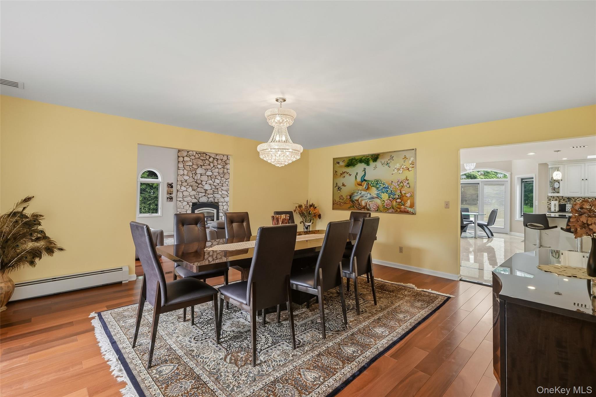 10 Deforest Court – For Sale photo 12