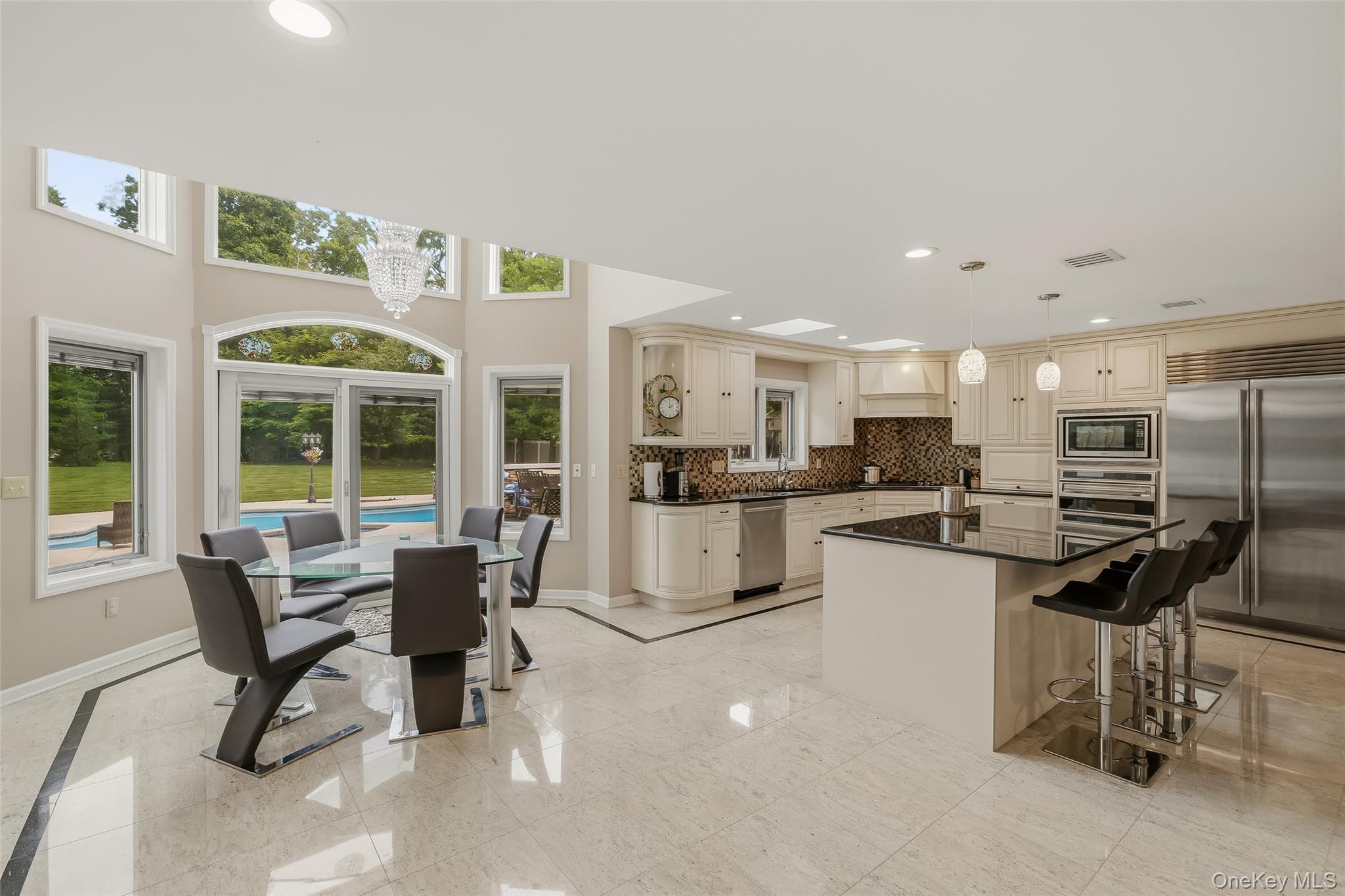 10 Deforest Court – For Sale photo 7