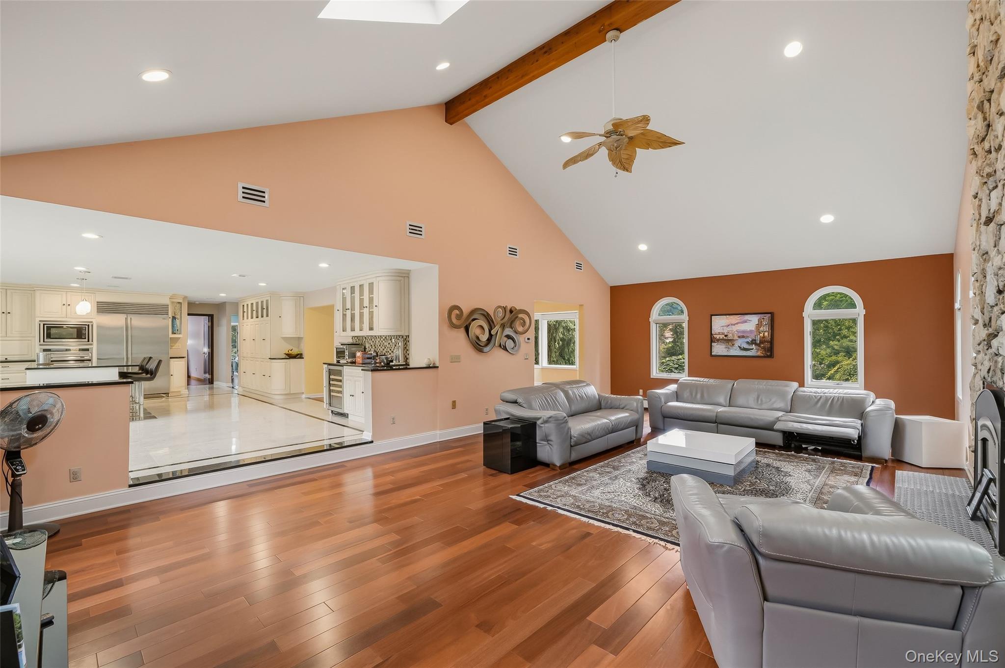 10 Deforest Court – For Sale photo 10