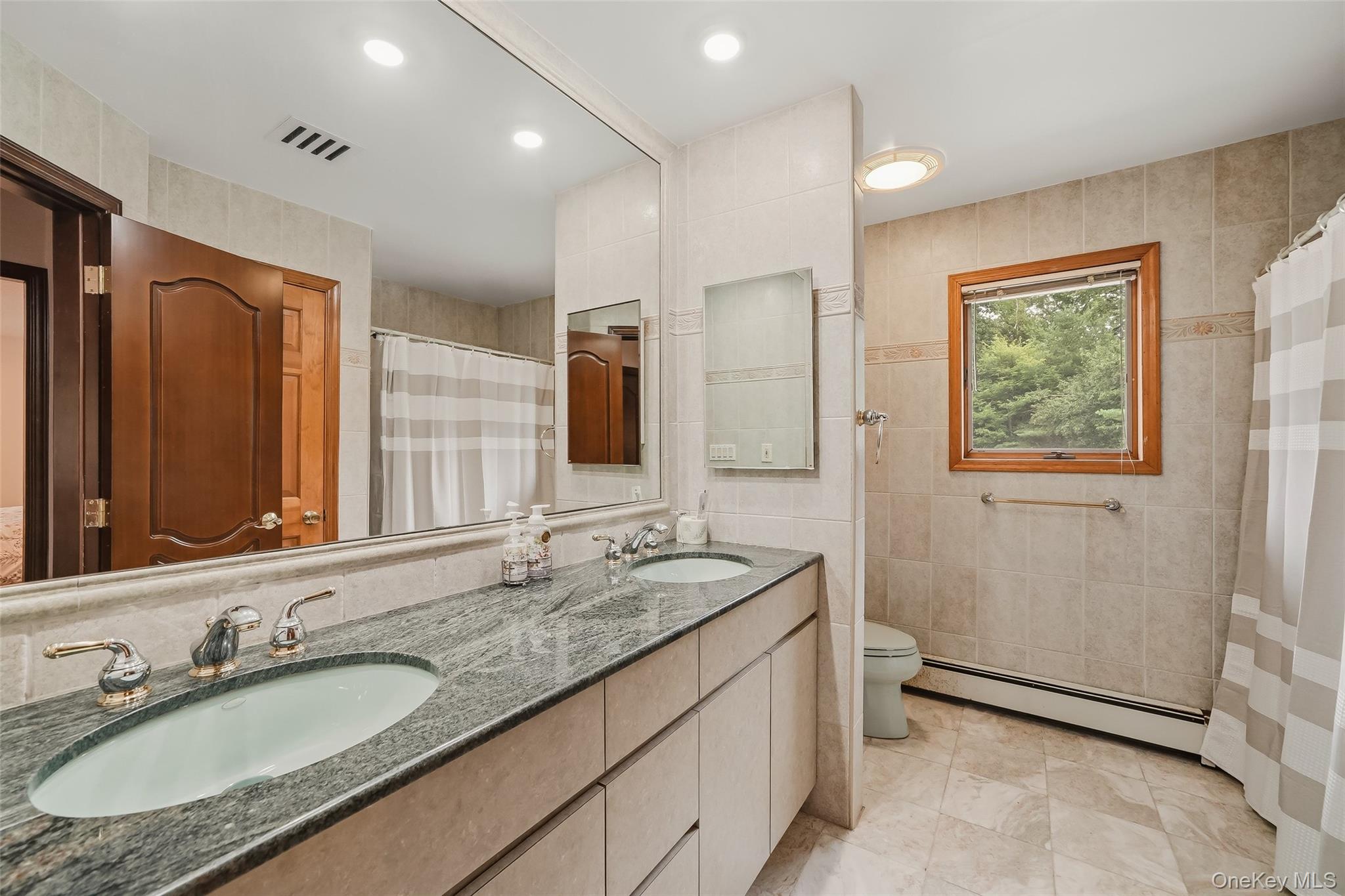 10 Deforest Court – For Sale photo 18