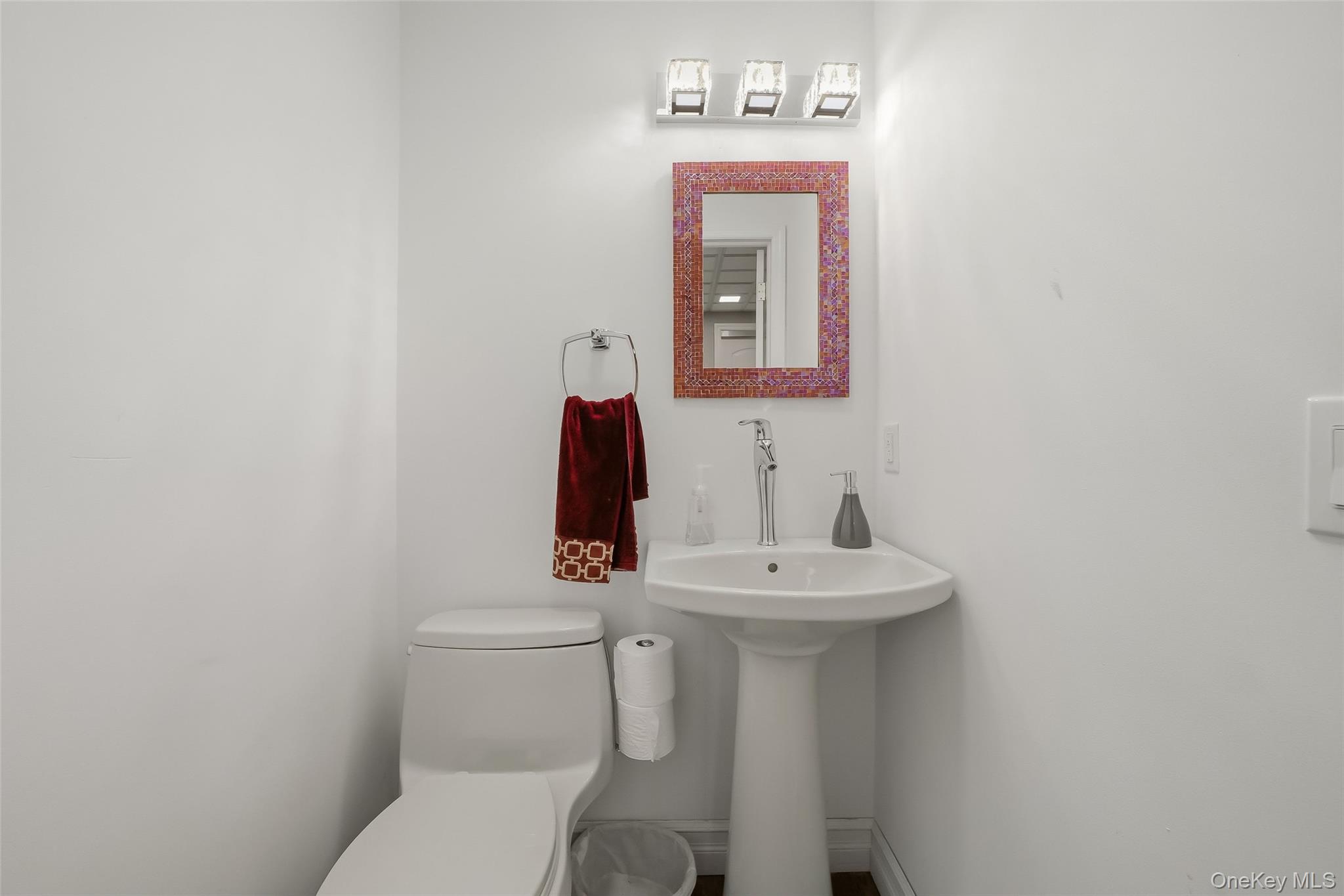 10 Deforest Court – For Sale photo 23