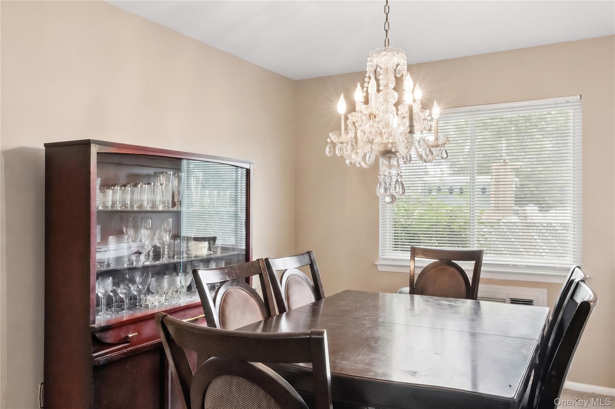 10 Wisteria Way – For Sale photo 6
