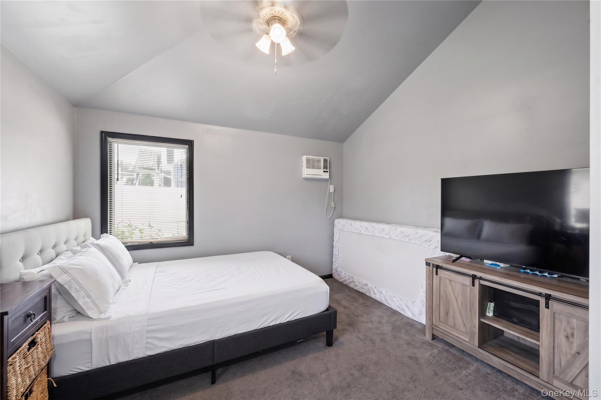 10 Wisteria Way – For Sale photo 17