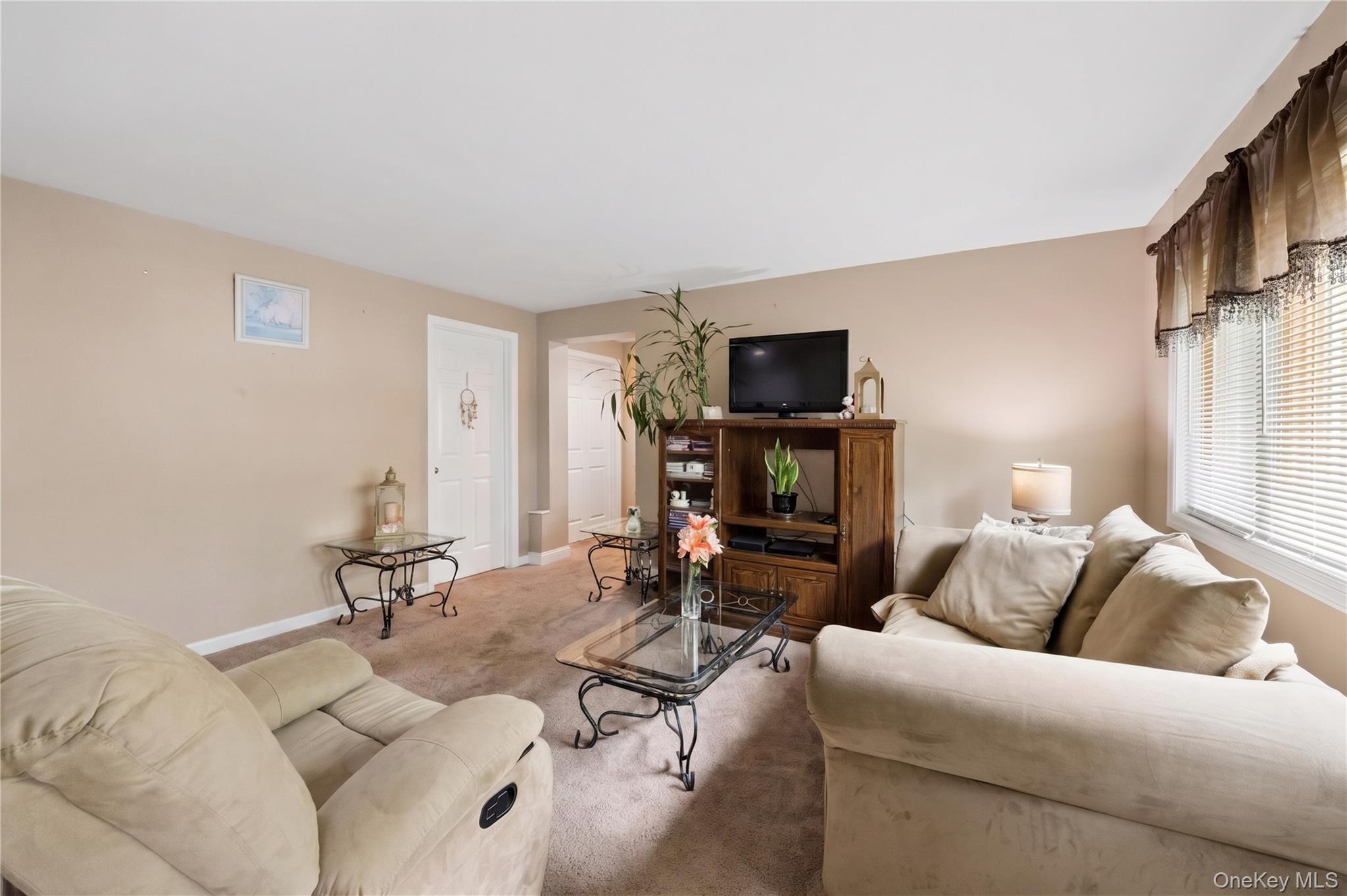 10 Wisteria Way – For Sale photo 13