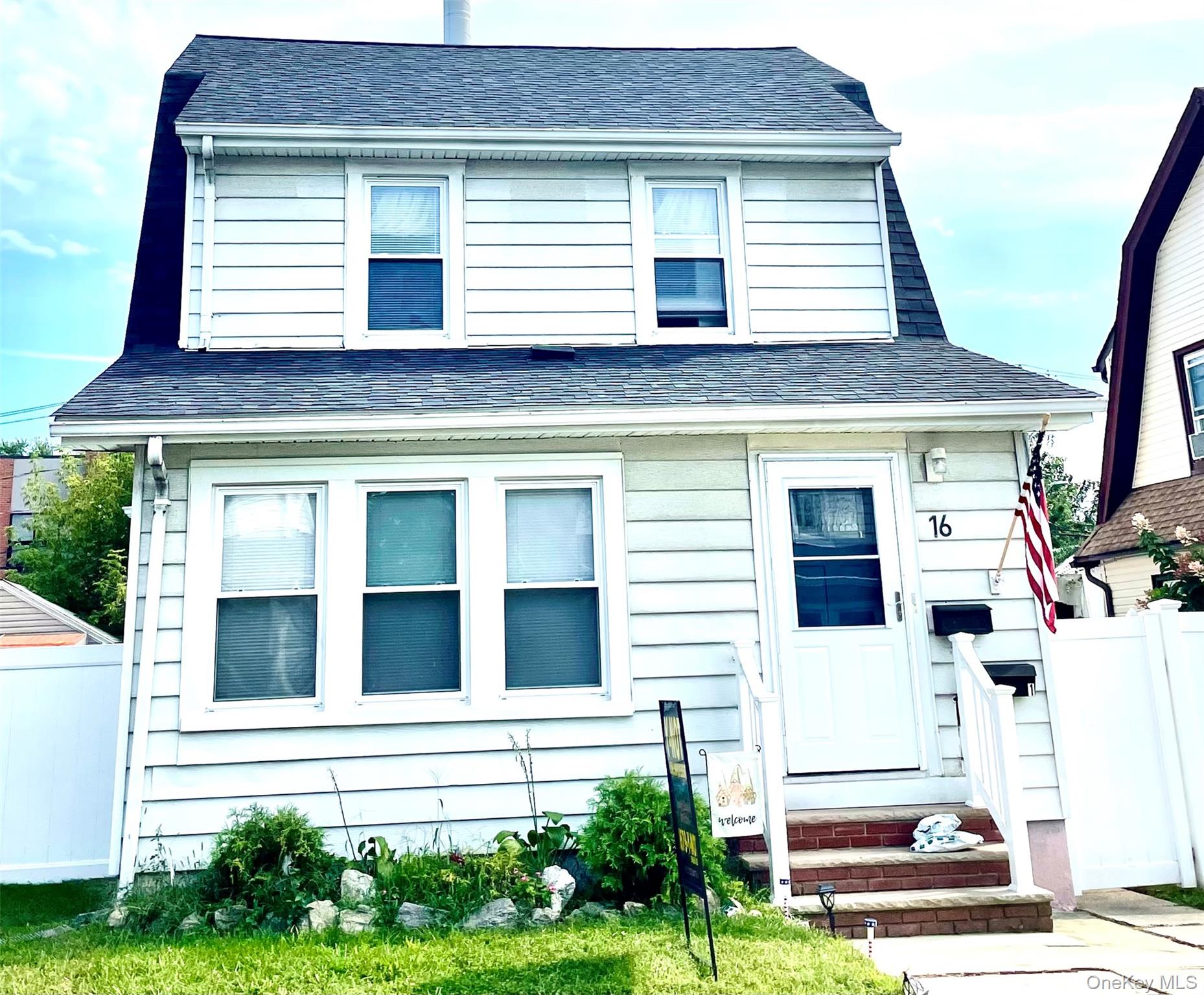 16 Evergreen Drive, Unit 1