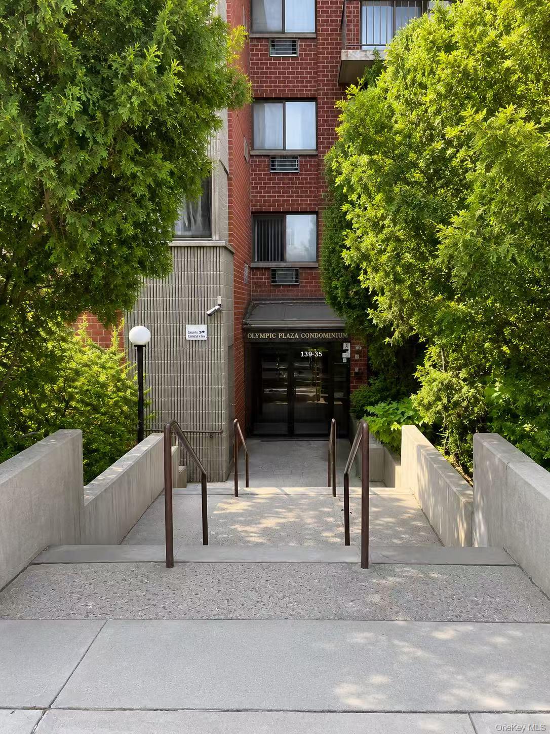 139-35 35th Avenue, Unit 1A photo 2