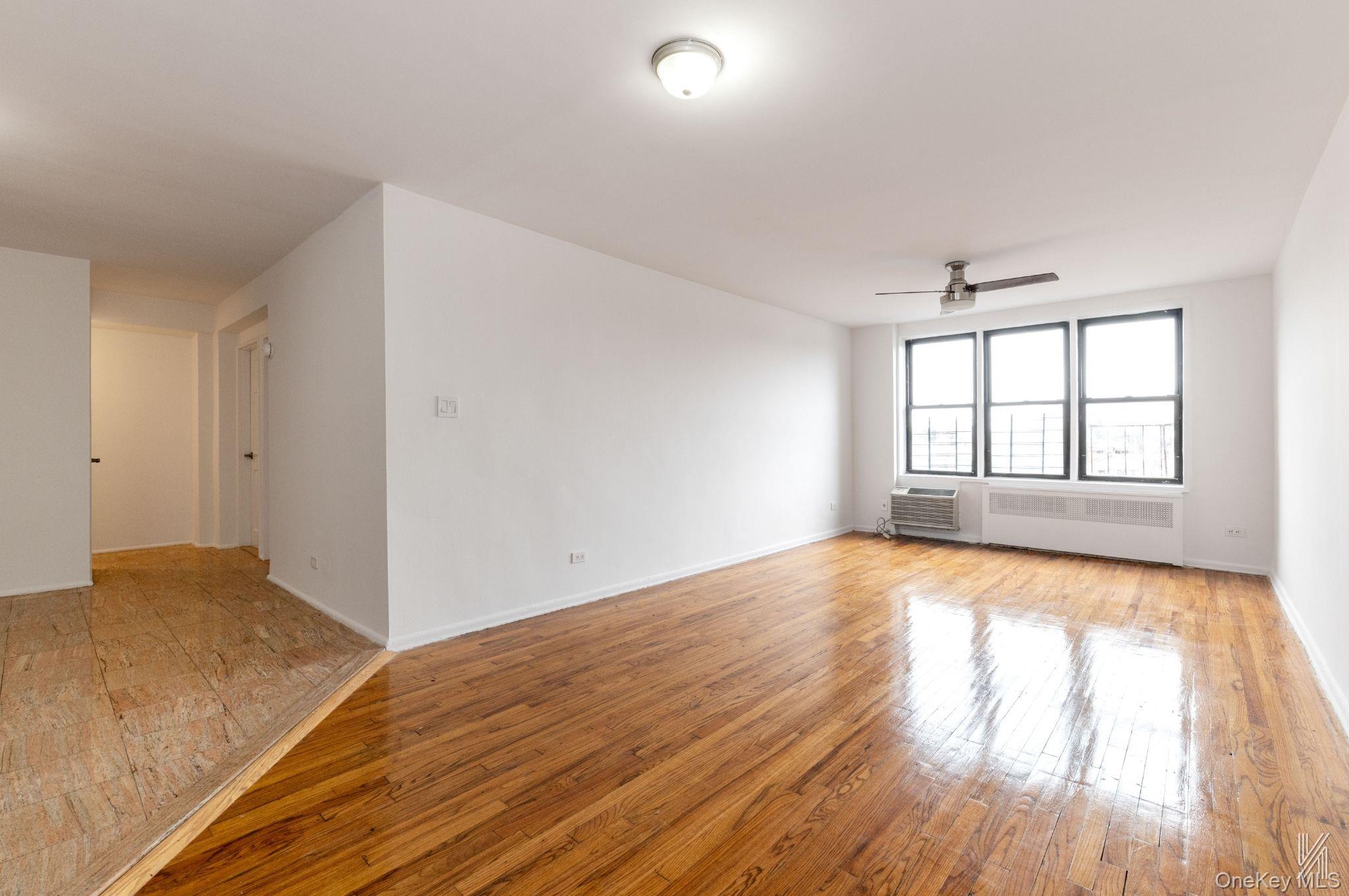 41-42 73rd Street, Unit 5B photo 2