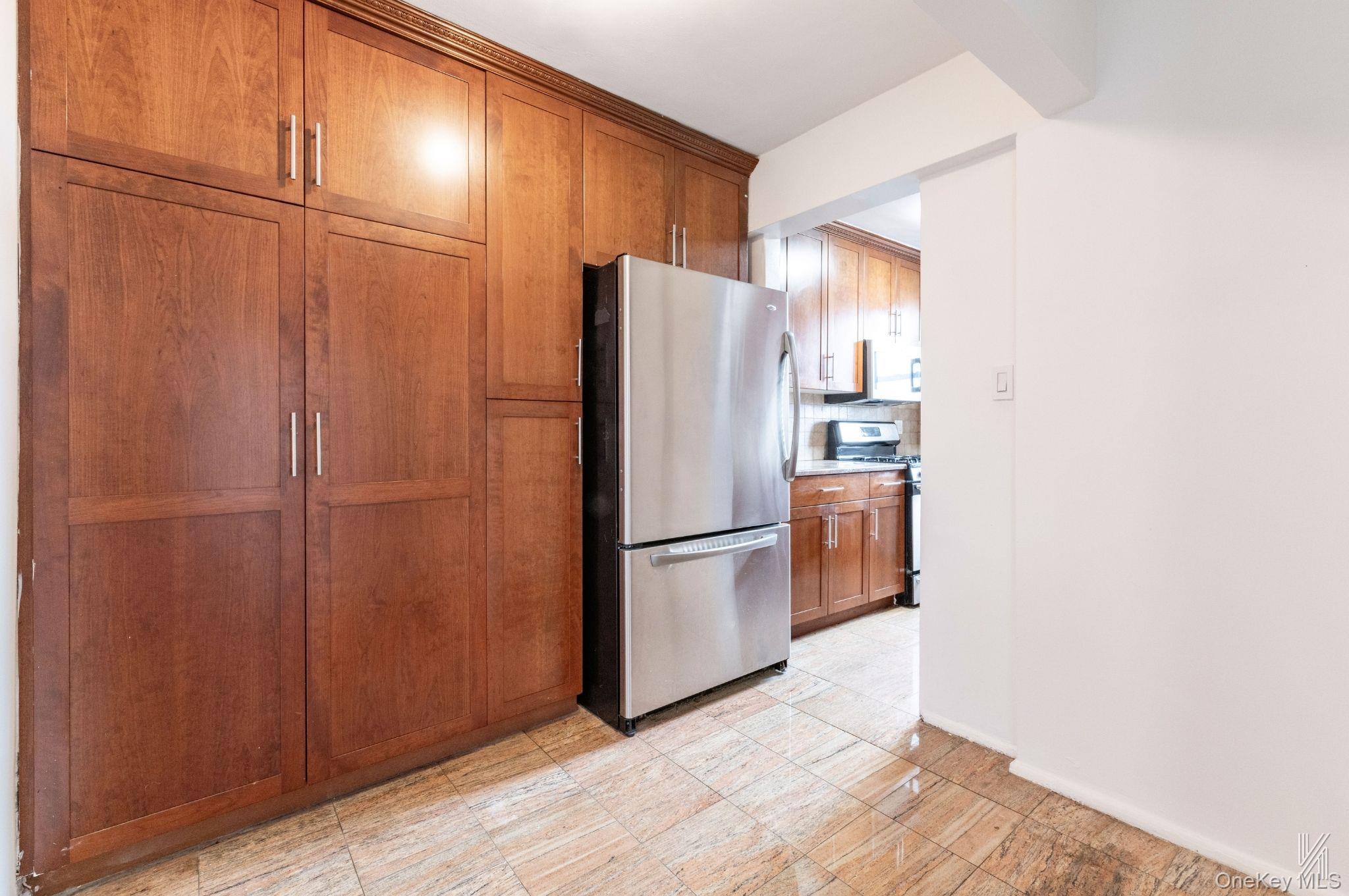 41-42 73rd Street, Unit 5B photo 10