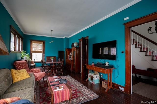 957 Columbia Street – For Sale photo 5