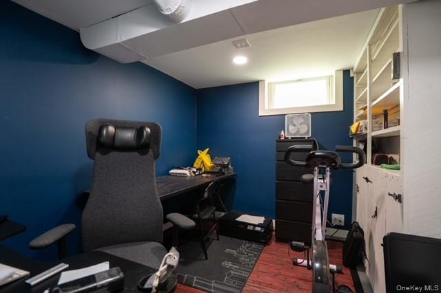 957 Columbia Street – For Sale photo 22