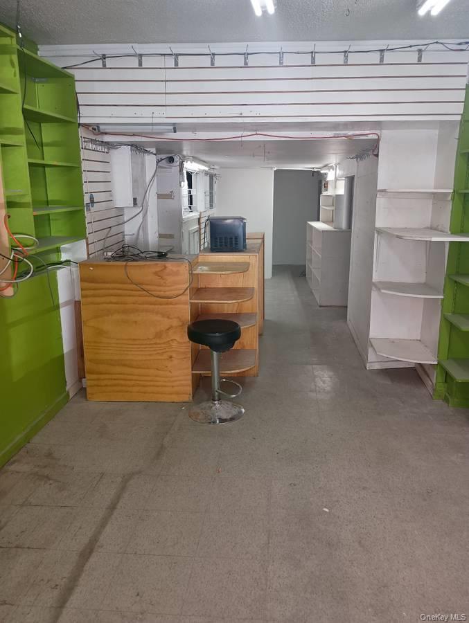 5616 Woodside Avenue – For Rent photo 2