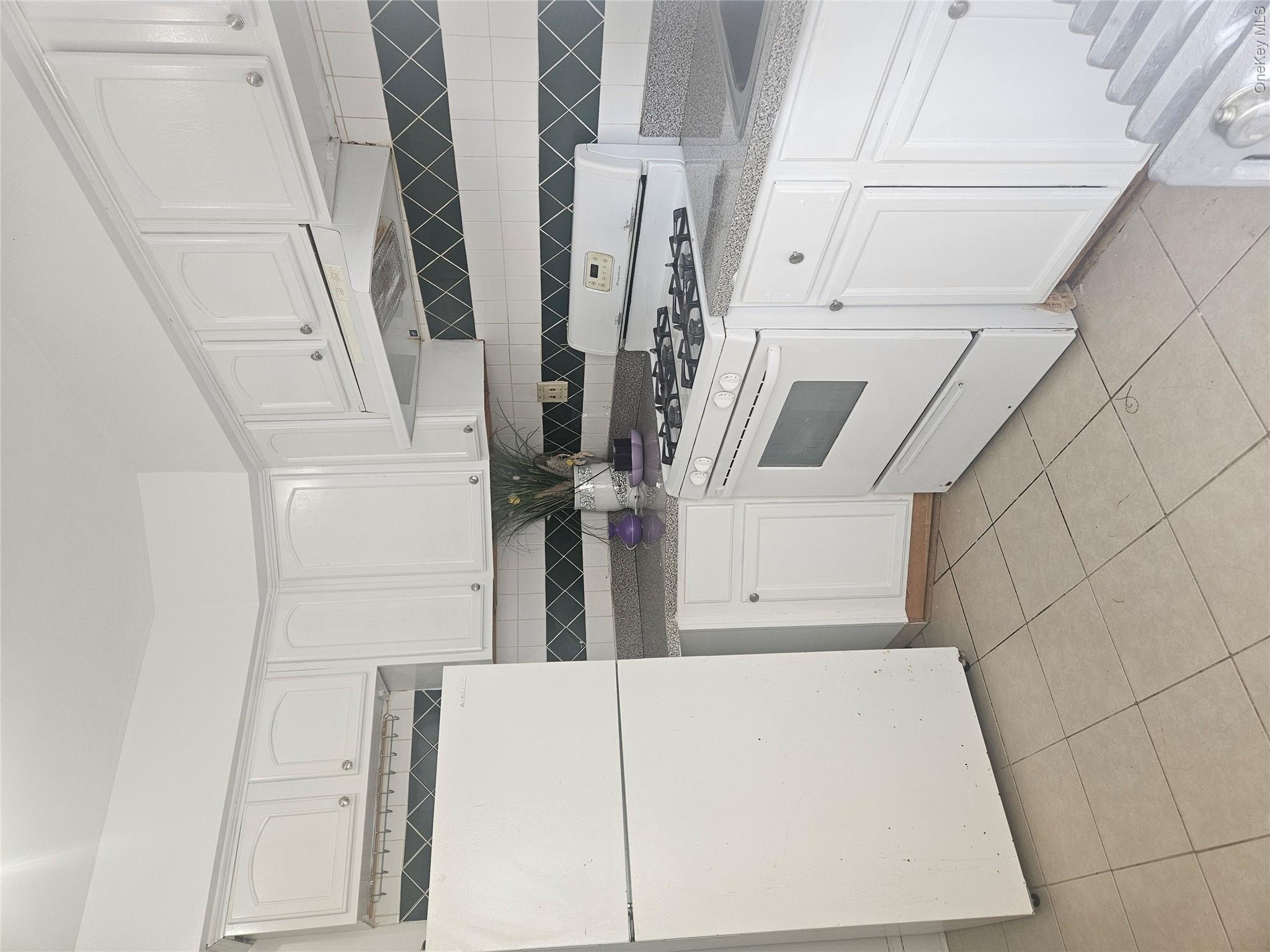 145-08 Arlington Terrace – For Sale photo 9