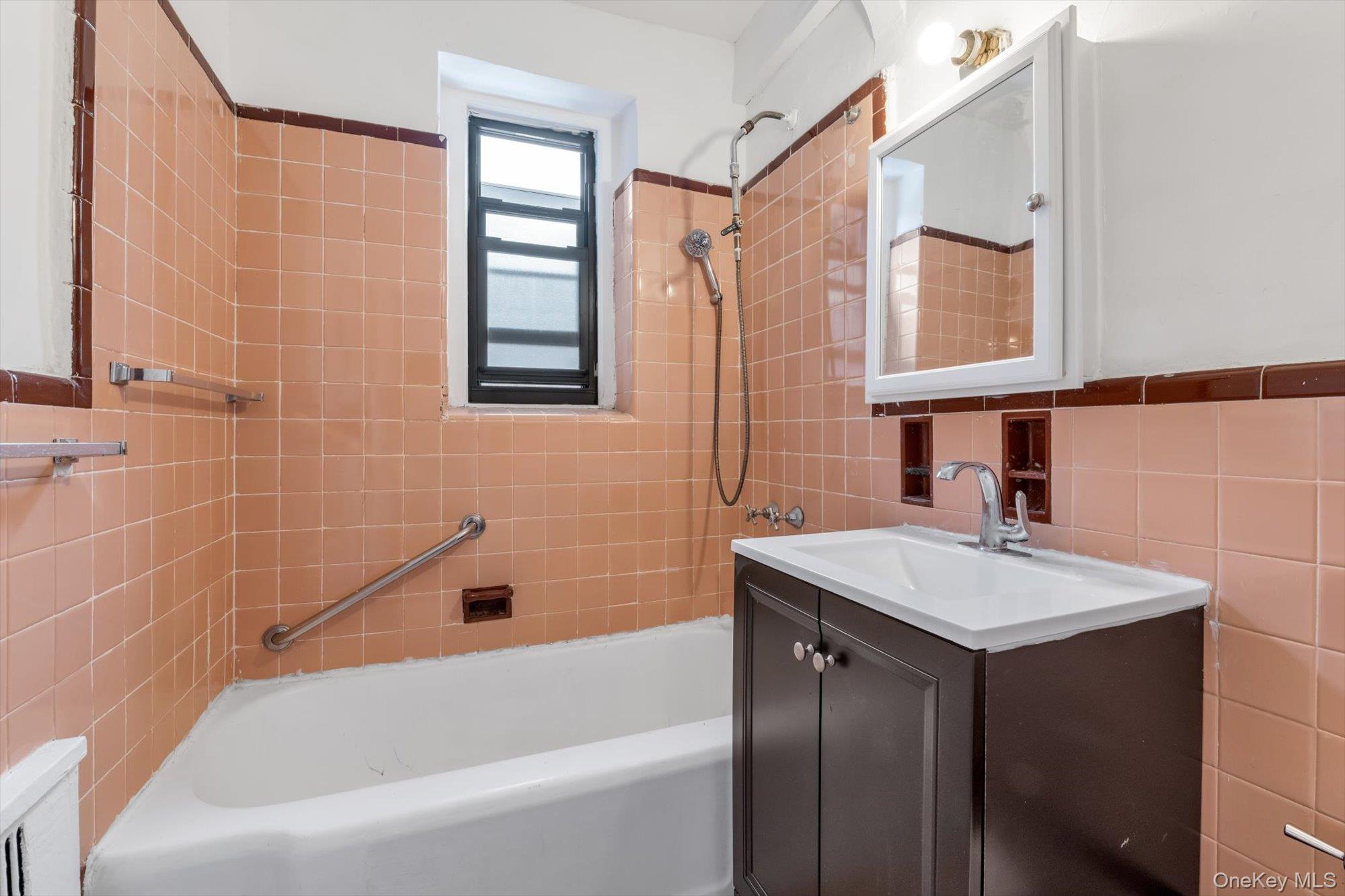 96-11 65 Road, Unit 305 photo 10