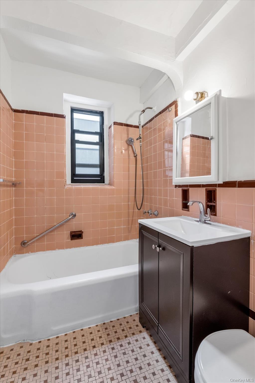 96-11 65 Road, Unit 305 photo 12