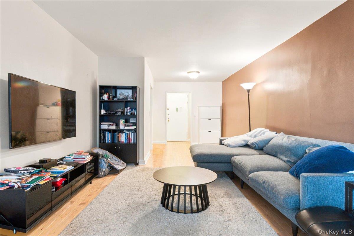 70-25 Yellowstone Boulevard, Unit 7X photo 6