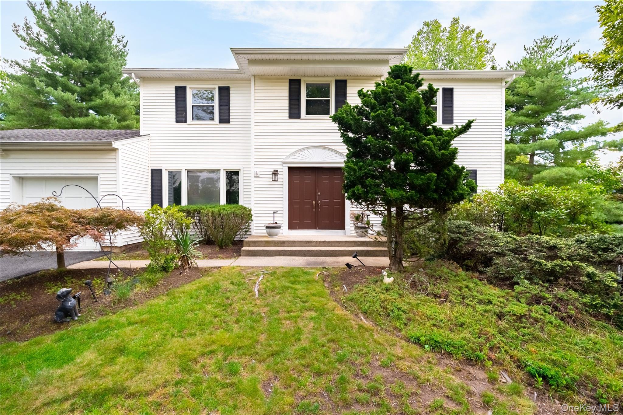 14 Bubenko Drive – For Sale photo 2