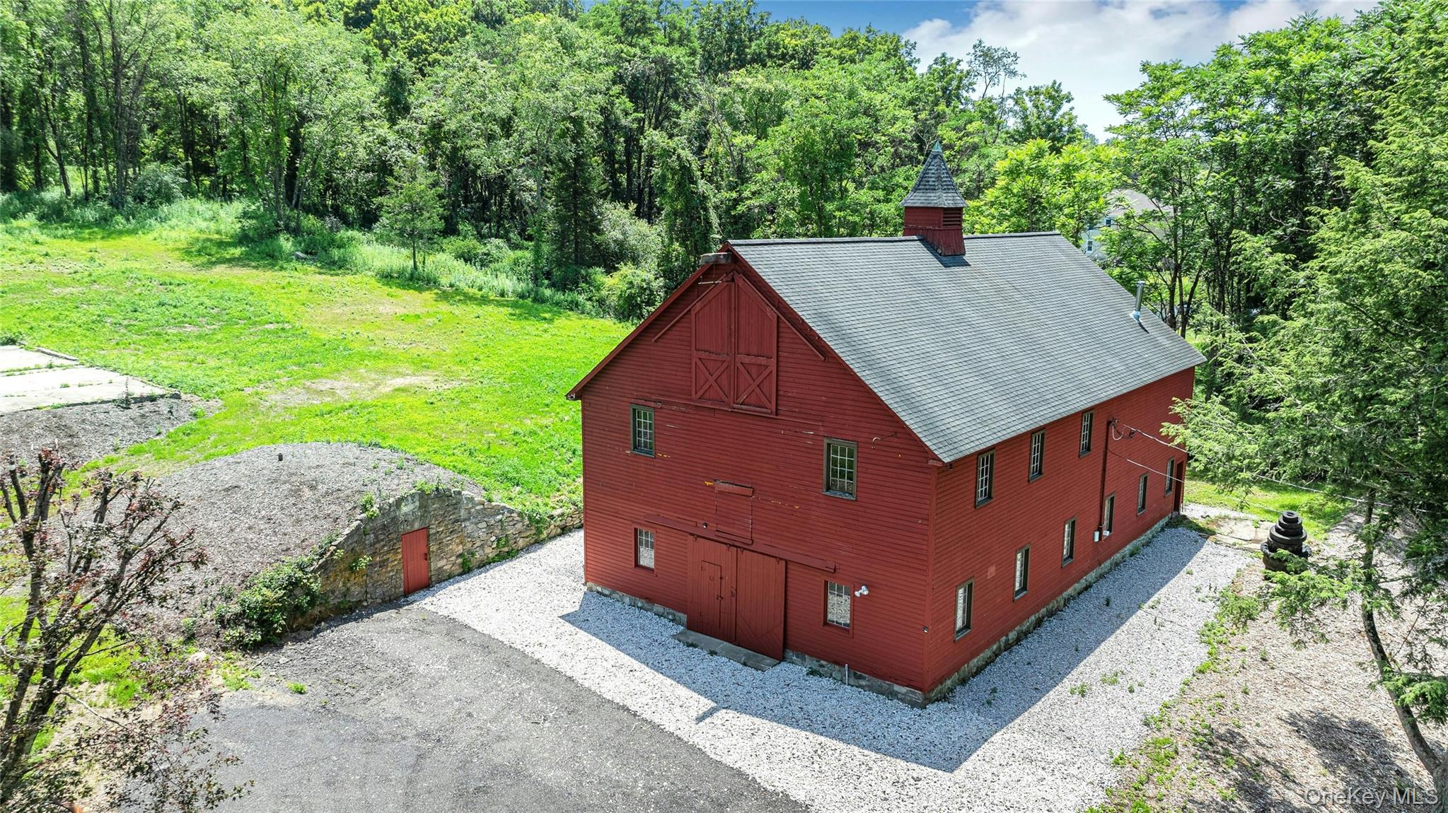 490 Peekskill Hollow Road – For Sale photo 5