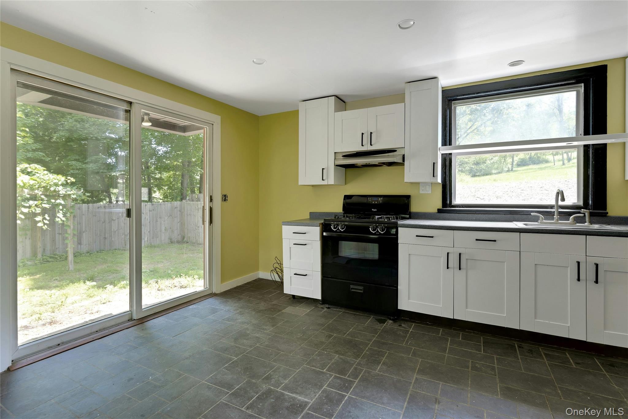 490 Peekskill Hollow Road – For Sale photo 23