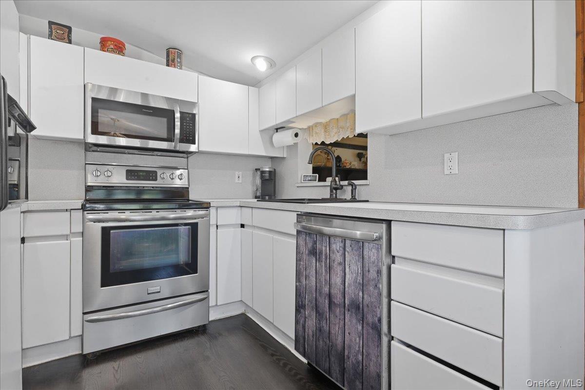 62 Linden Boulevard – For Sale photo 13