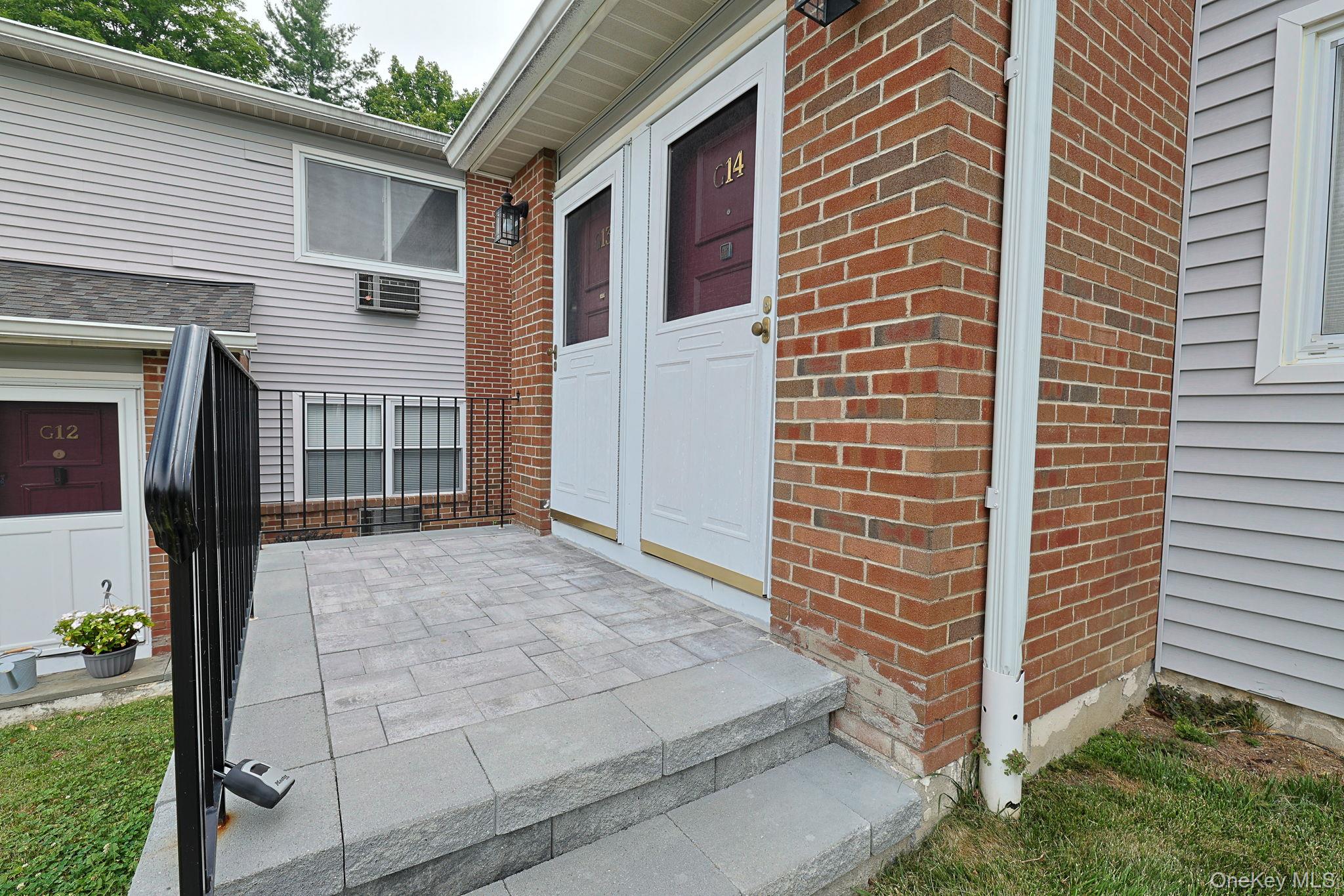 2740 South Road, Unit G14 photo 17