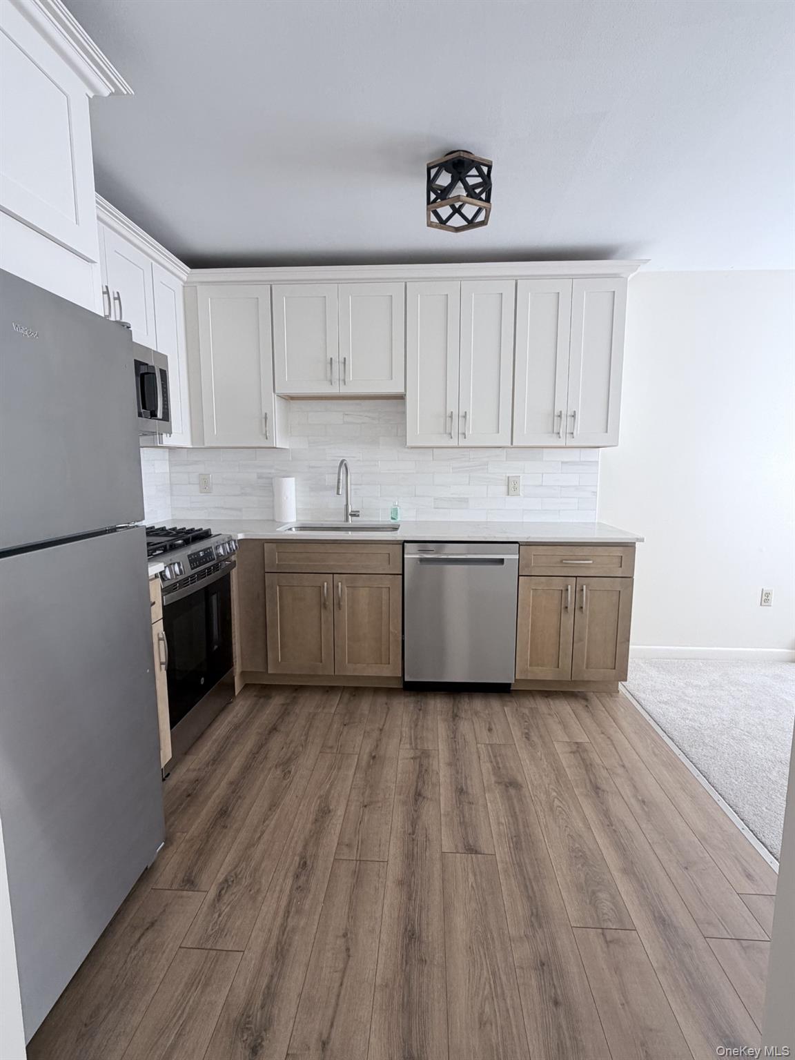 2740 South Road, Unit G14 photo 7