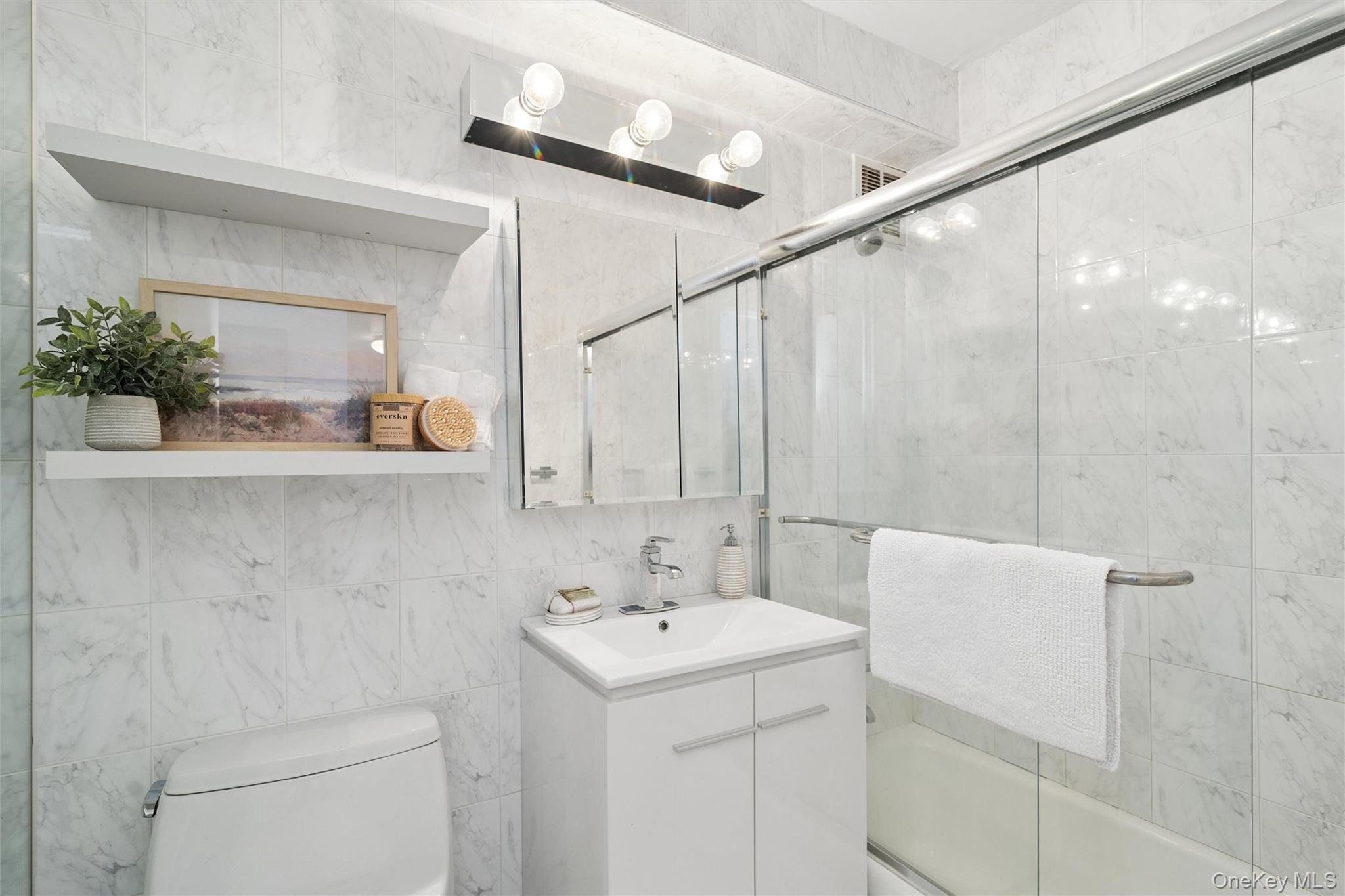 522 Shore Road, Unit 5P photo 9