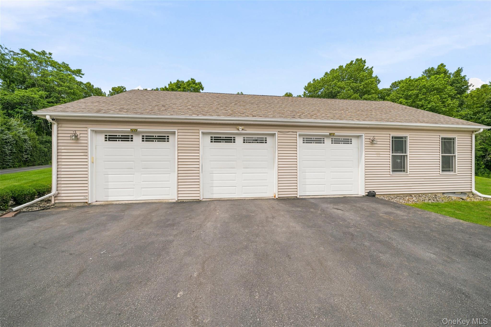 84 Pin Oak Drive – For Sale photo 43