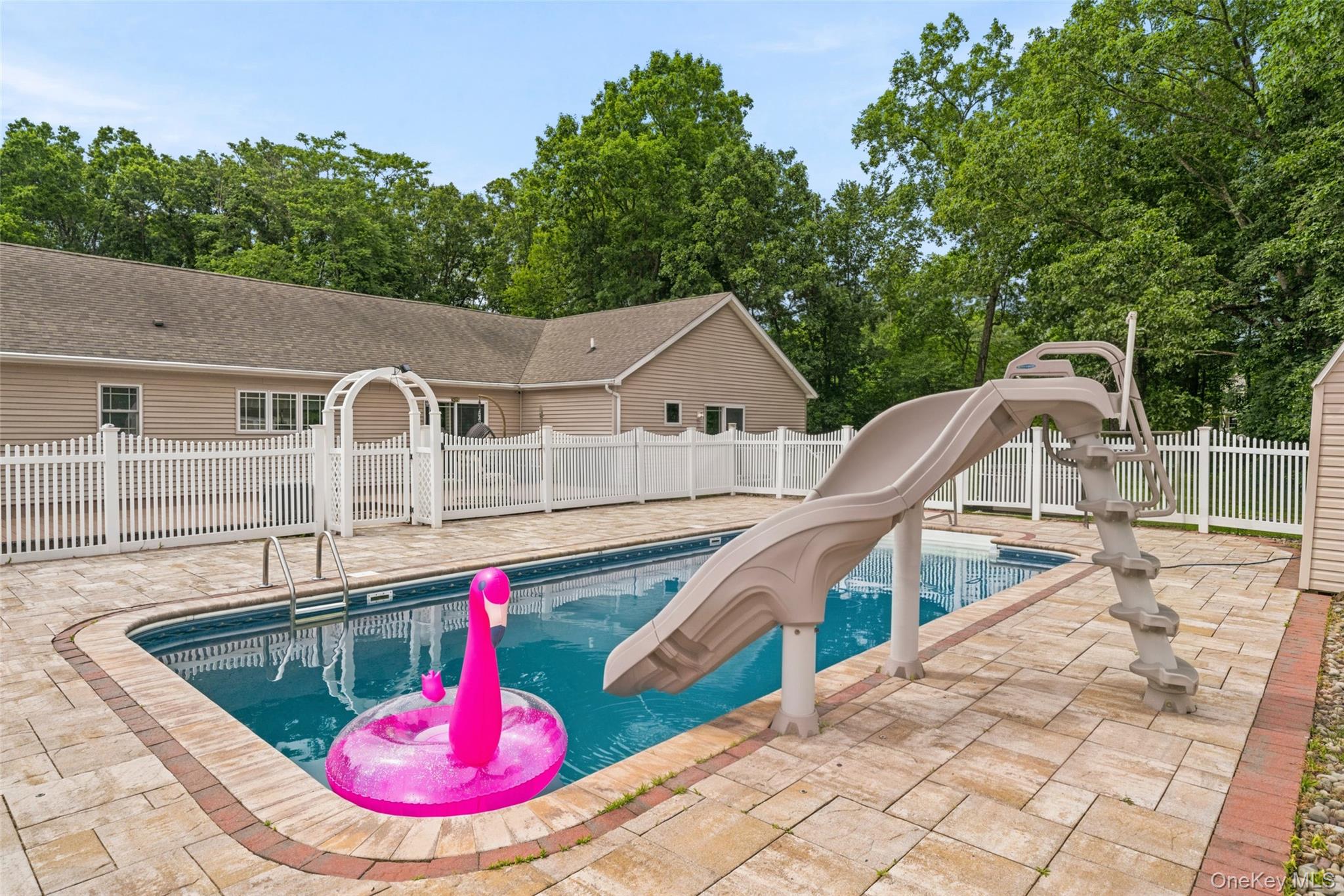 84 Pin Oak Drive – For Sale photo 29