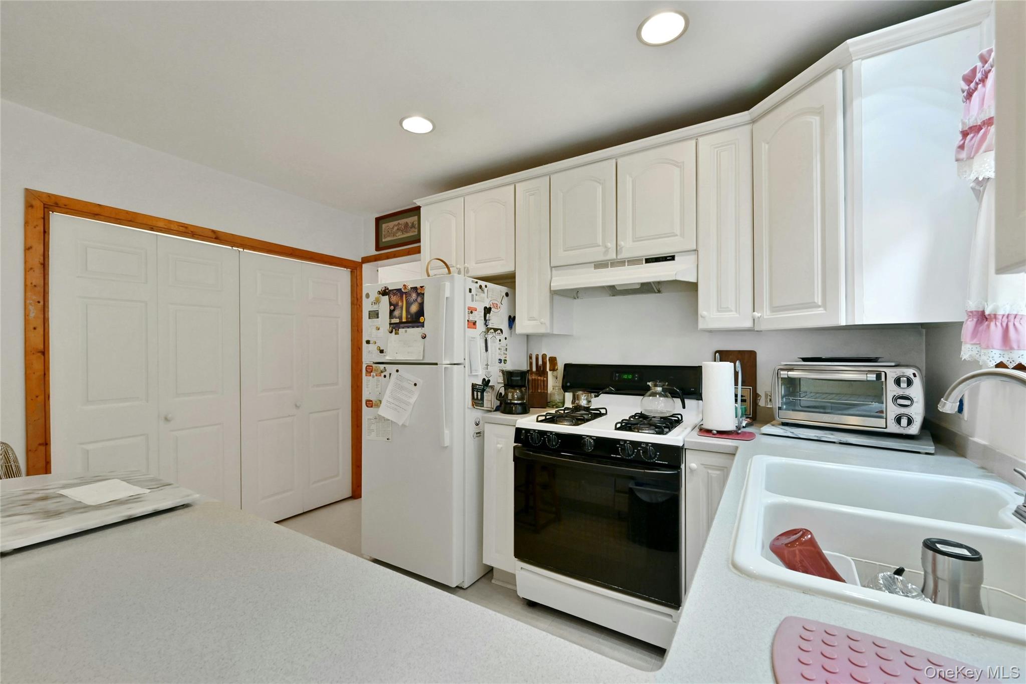130 Hudson Avenue – For Sale photo 7