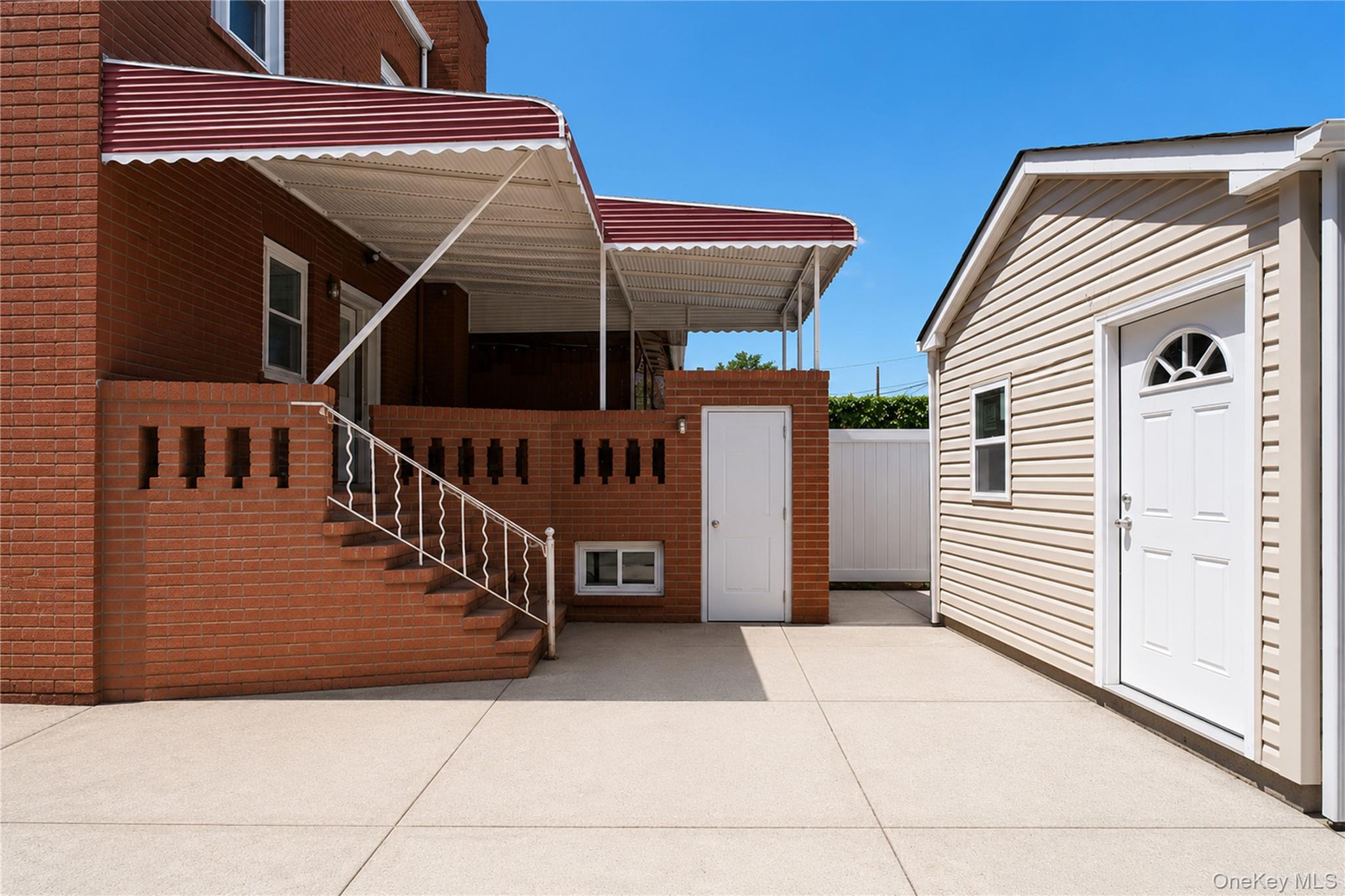 2027 E 35th Street – For Sale photo 4