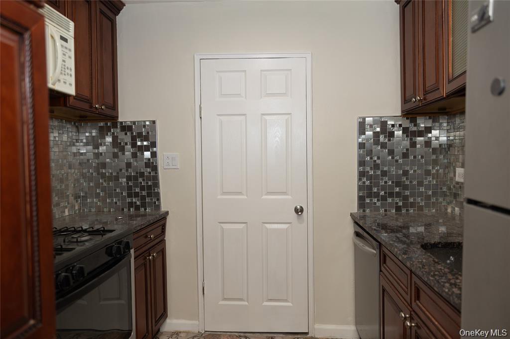 1275 E 51st Street, Unit 3Y photo 6