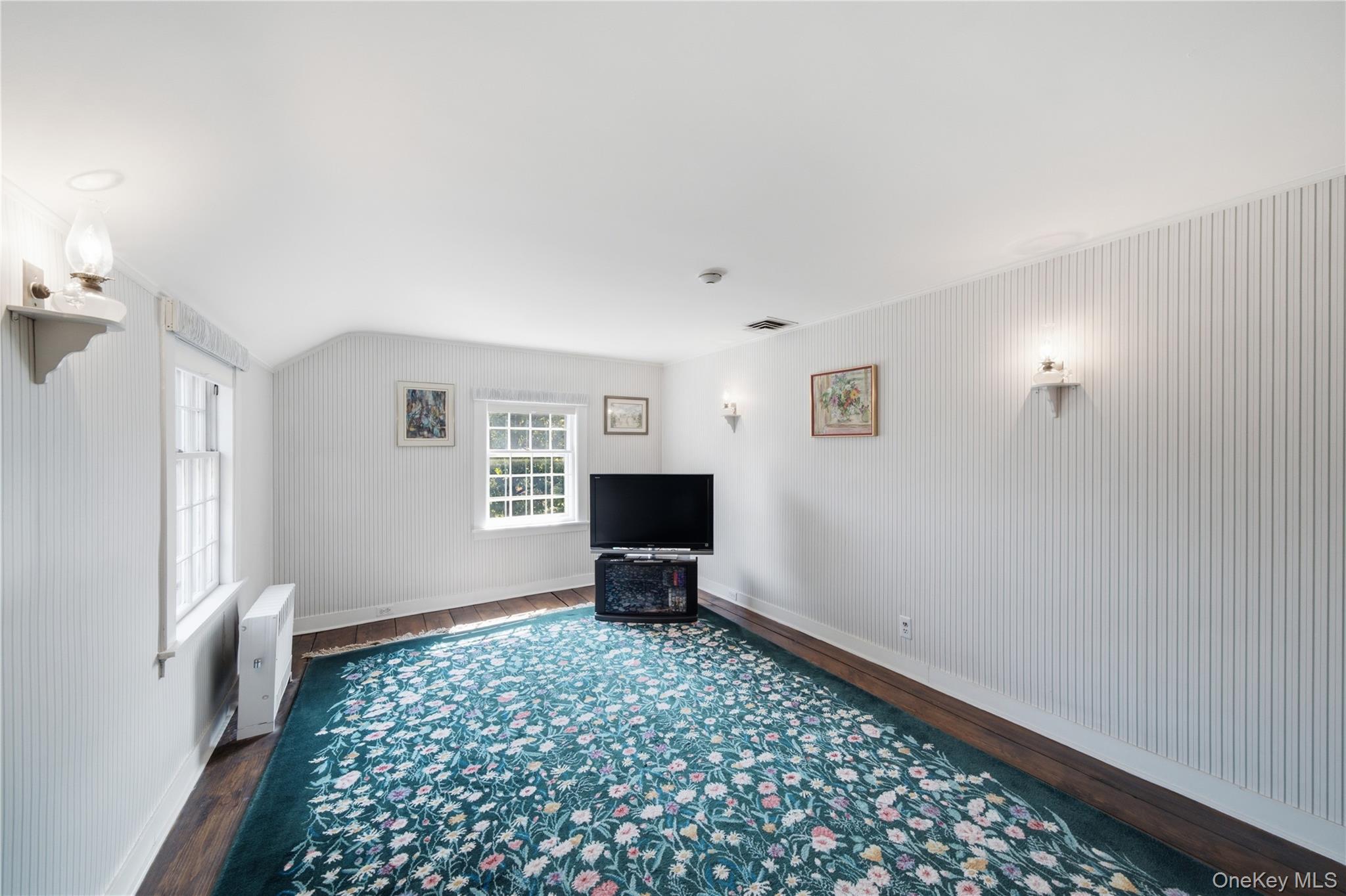 255 Manor Road – For Sale photo 23