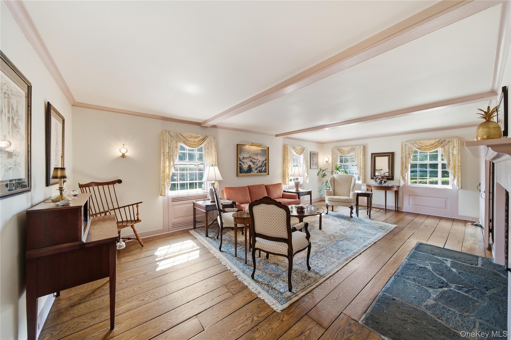 255 Manor Road – For Sale photo 7