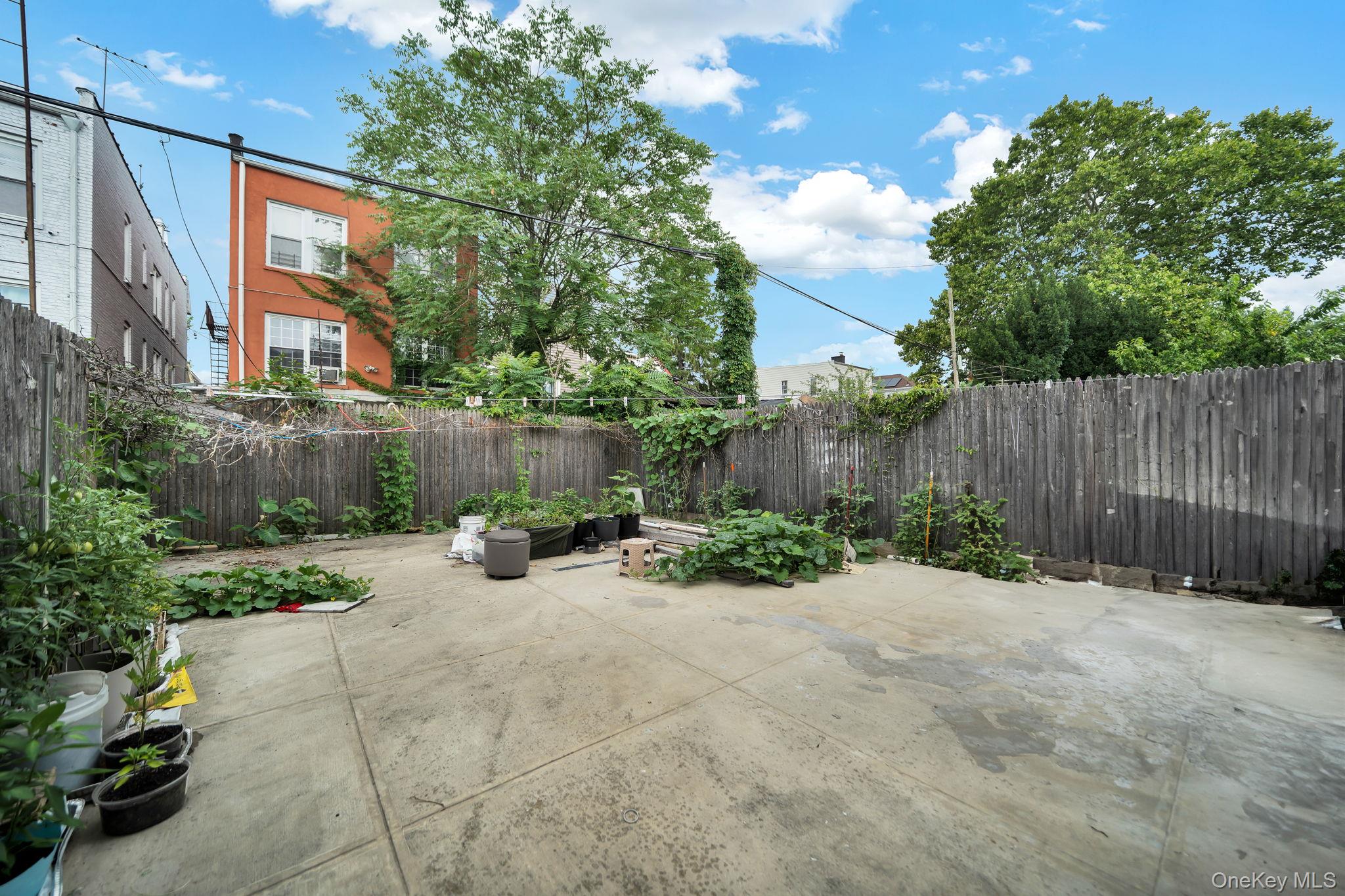 2240 Quimby Avenue – For Sale photo 24