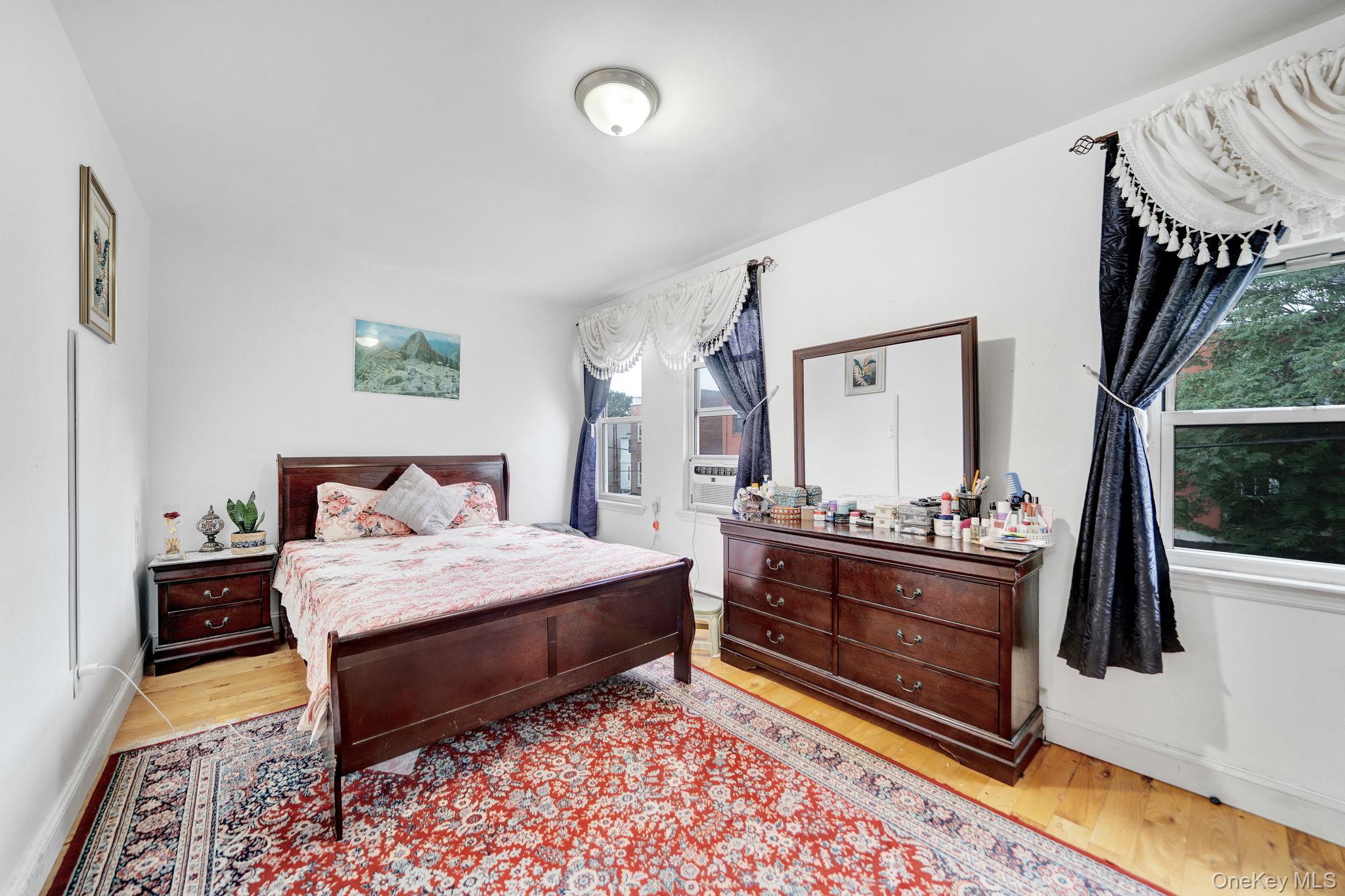 2240 Quimby Avenue – For Sale photo 9