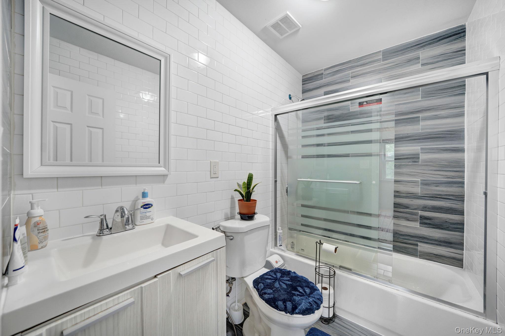 2240 Quimby Avenue – For Sale photo 10