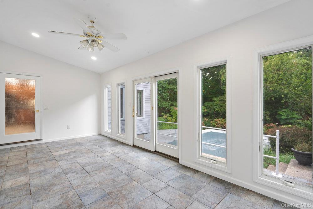 83 Shore Road – For Sale photo 13